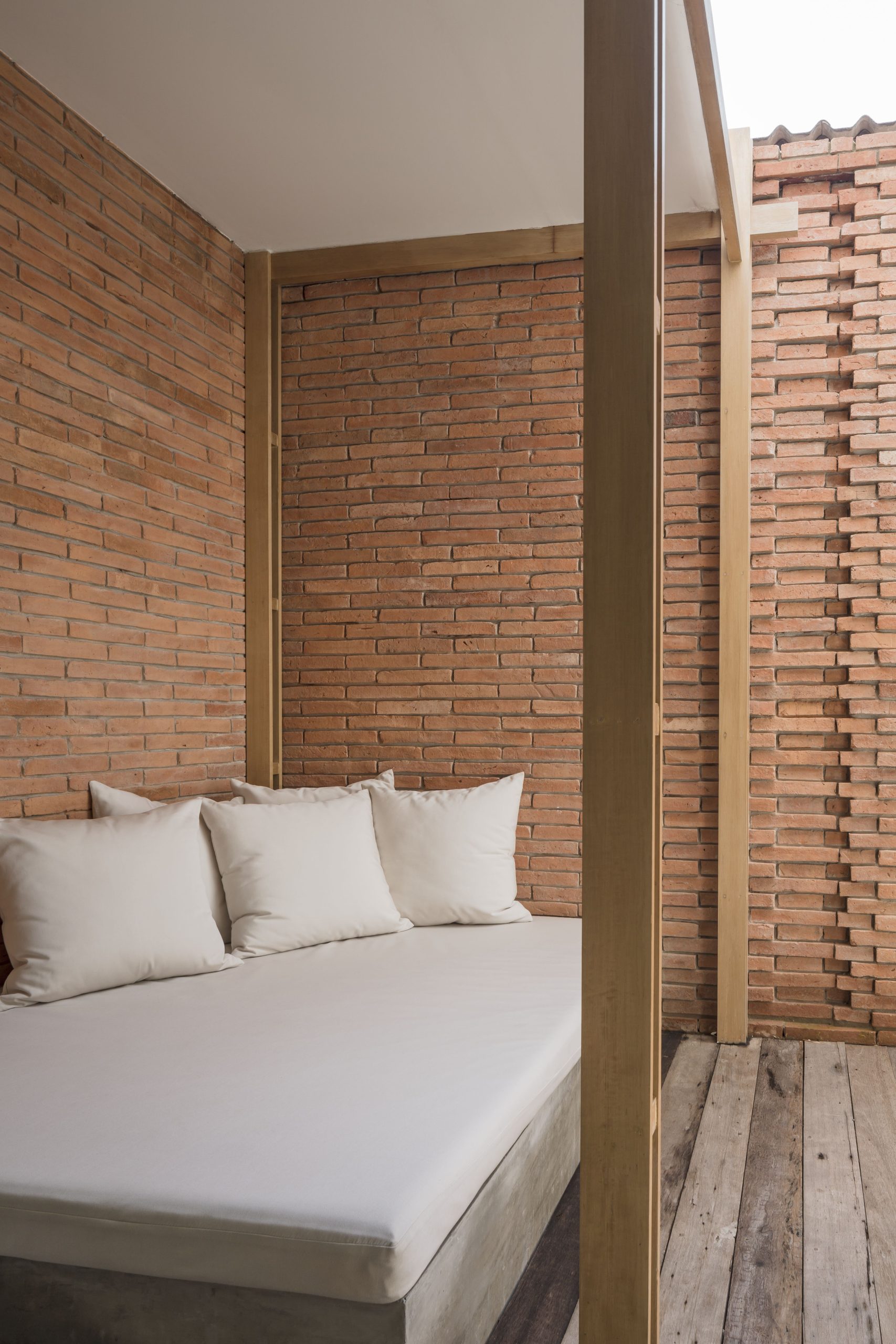 Rooms & Suites - riverside accommodations at sala ayutthaya boutique hotel