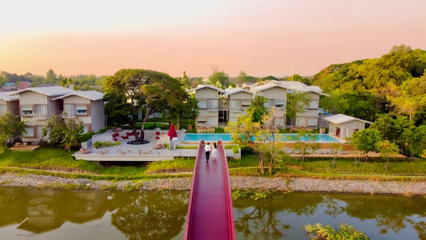 Public Spaces - enjoy the serenity and calm of the river and surroundings at sala bang pa-in