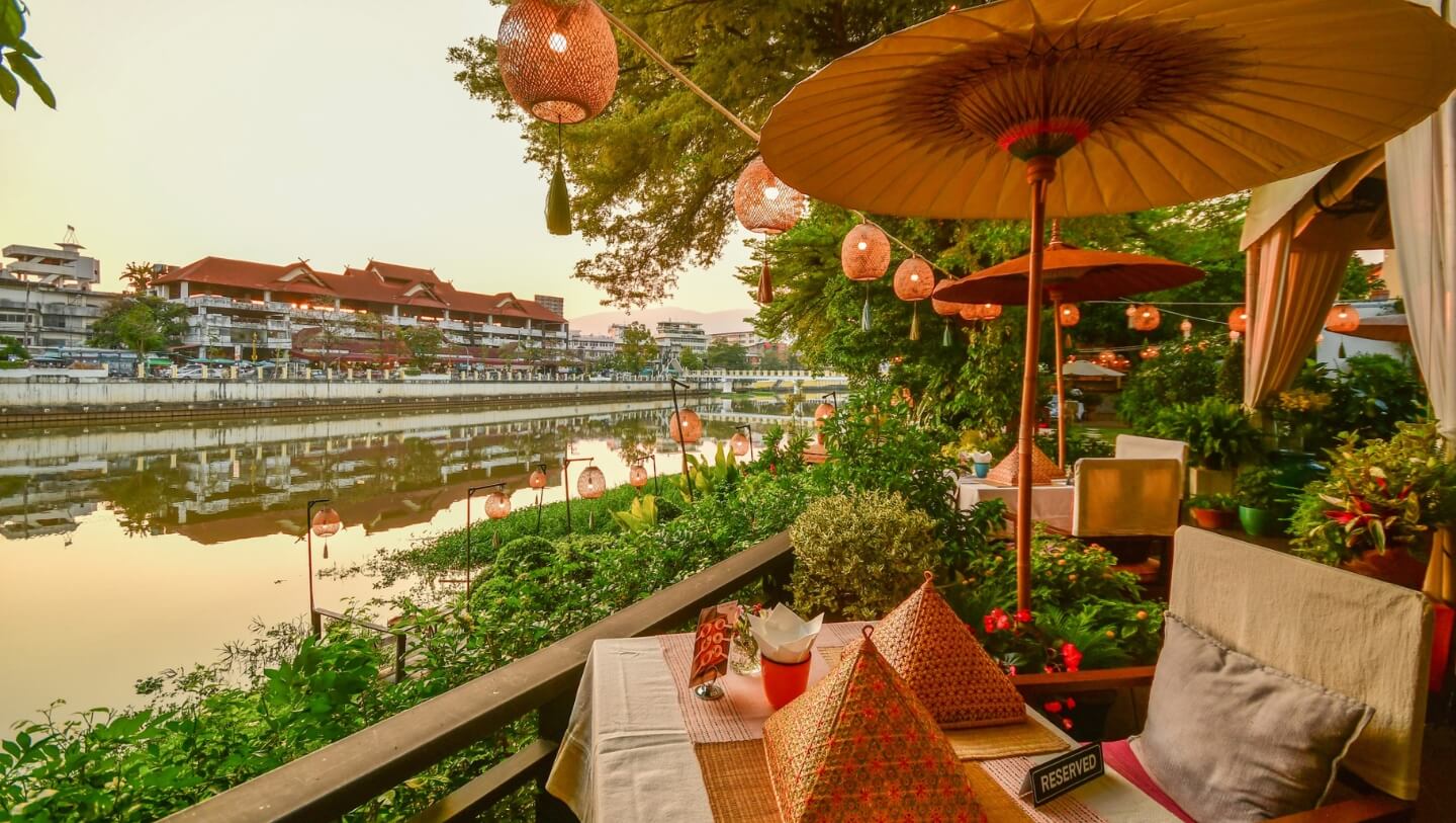 Restaurants & Bars - Riverside Dining & Rooftop bliss - sala lanna Chiang Mai