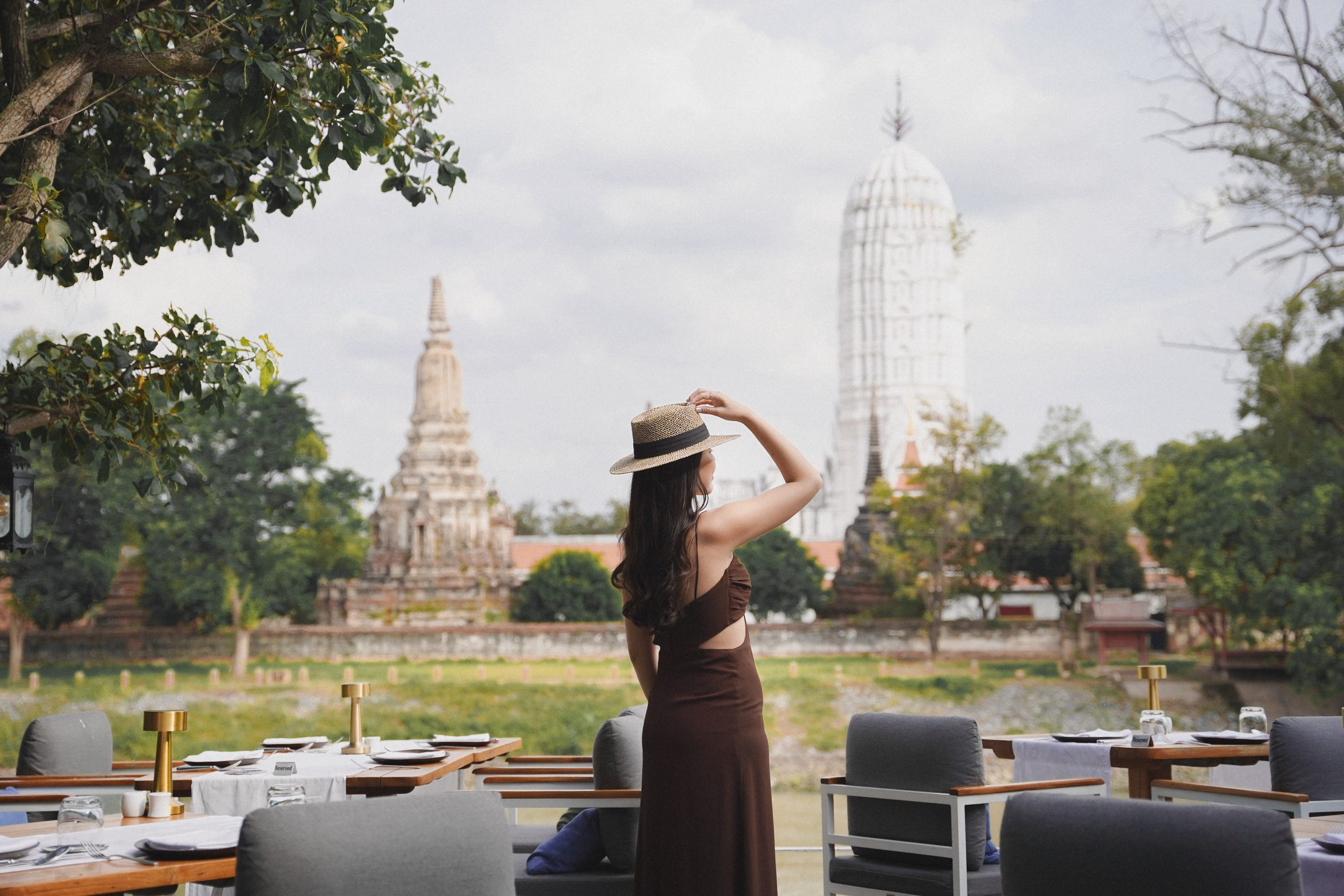 Eat & Drink - fresh seafood and riverside fine dining at sala ayutthaya